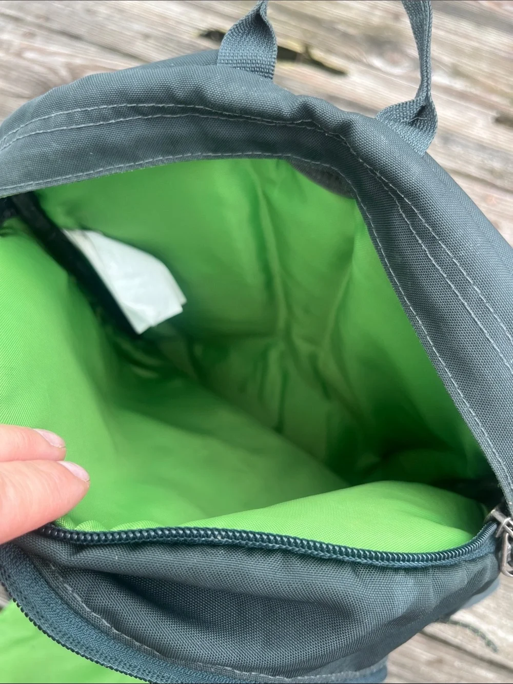 Patagonia Chacabuco 32L Bright Green & Dark Gray Backpack Daypack Travel Bag